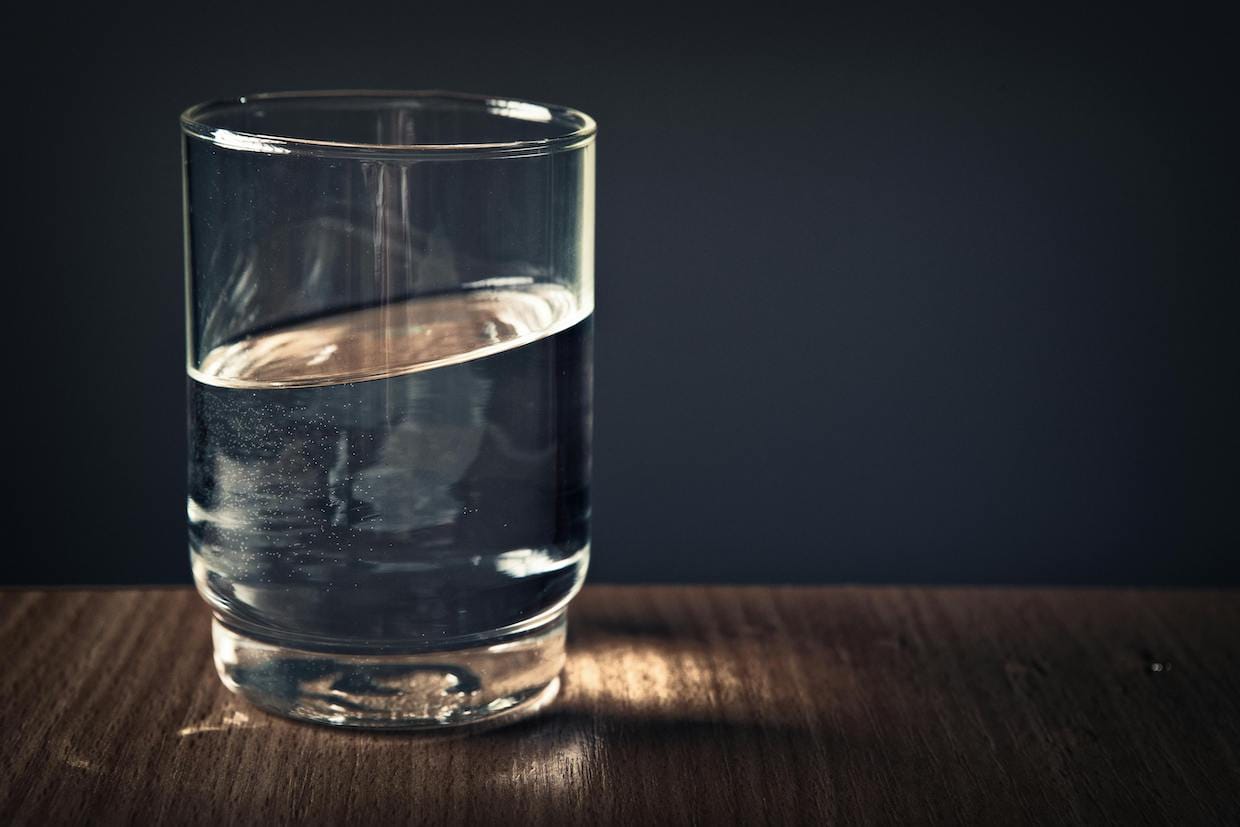 7-8 Day by day Beverages of Espresso, Tea and Aqua Connected with Decreased Demise Possibility